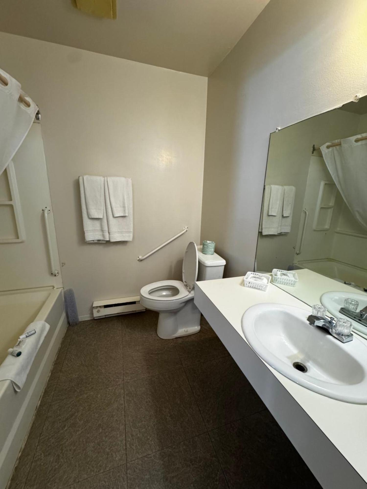 Zero-100 Motel Heron Bay المظهر الخارجي الصورة